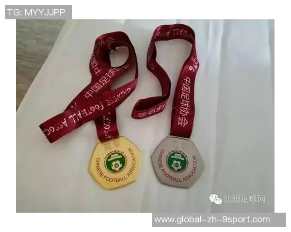 安阳市足球联赛盛况空前各队争夺冠军荣耀展现青春风采 安阳市足球联赛盛况空前各队争夺冠军荣耀展现青春风采